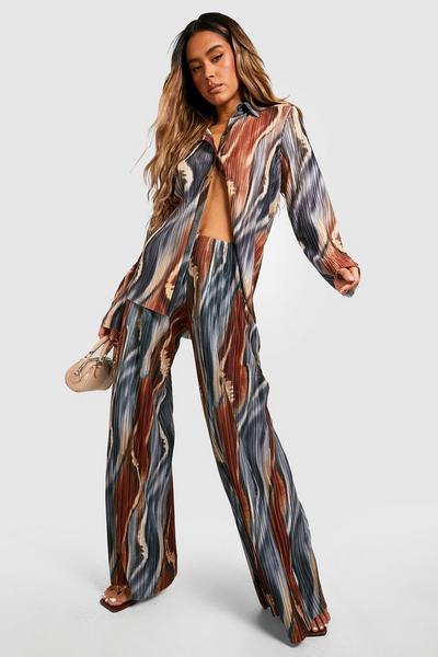 boohoo rust Marble Plisse Relaxed Fit Shirt