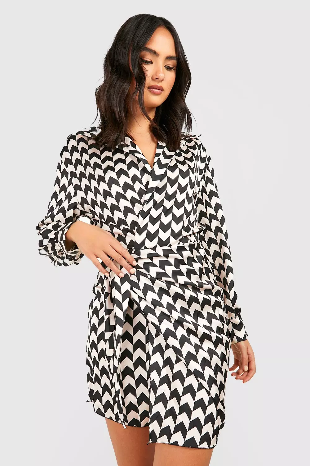 Boohoo geo print store shirt dress