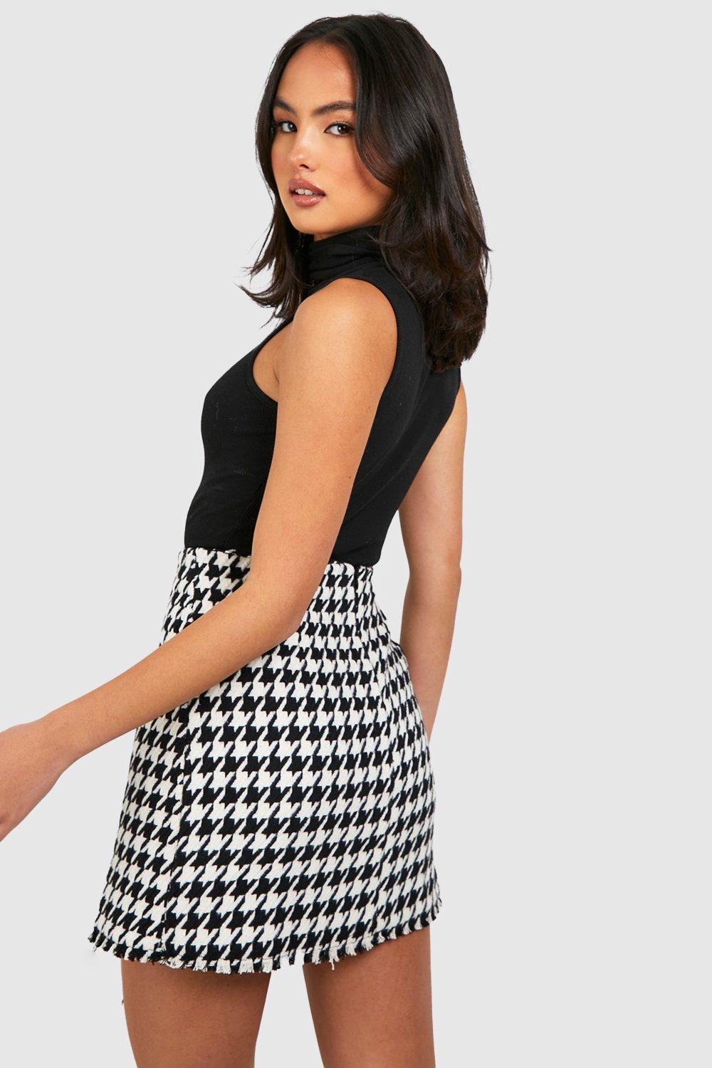 Boucle Houndstooth Raw Hem Micro Mini Skirt | boohoo