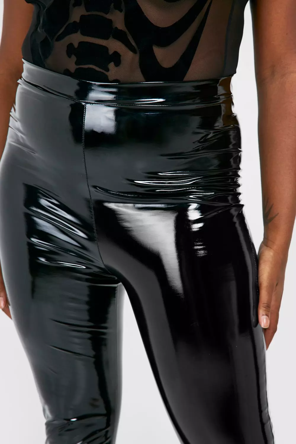 Boohoo hot sale vinyl leggings