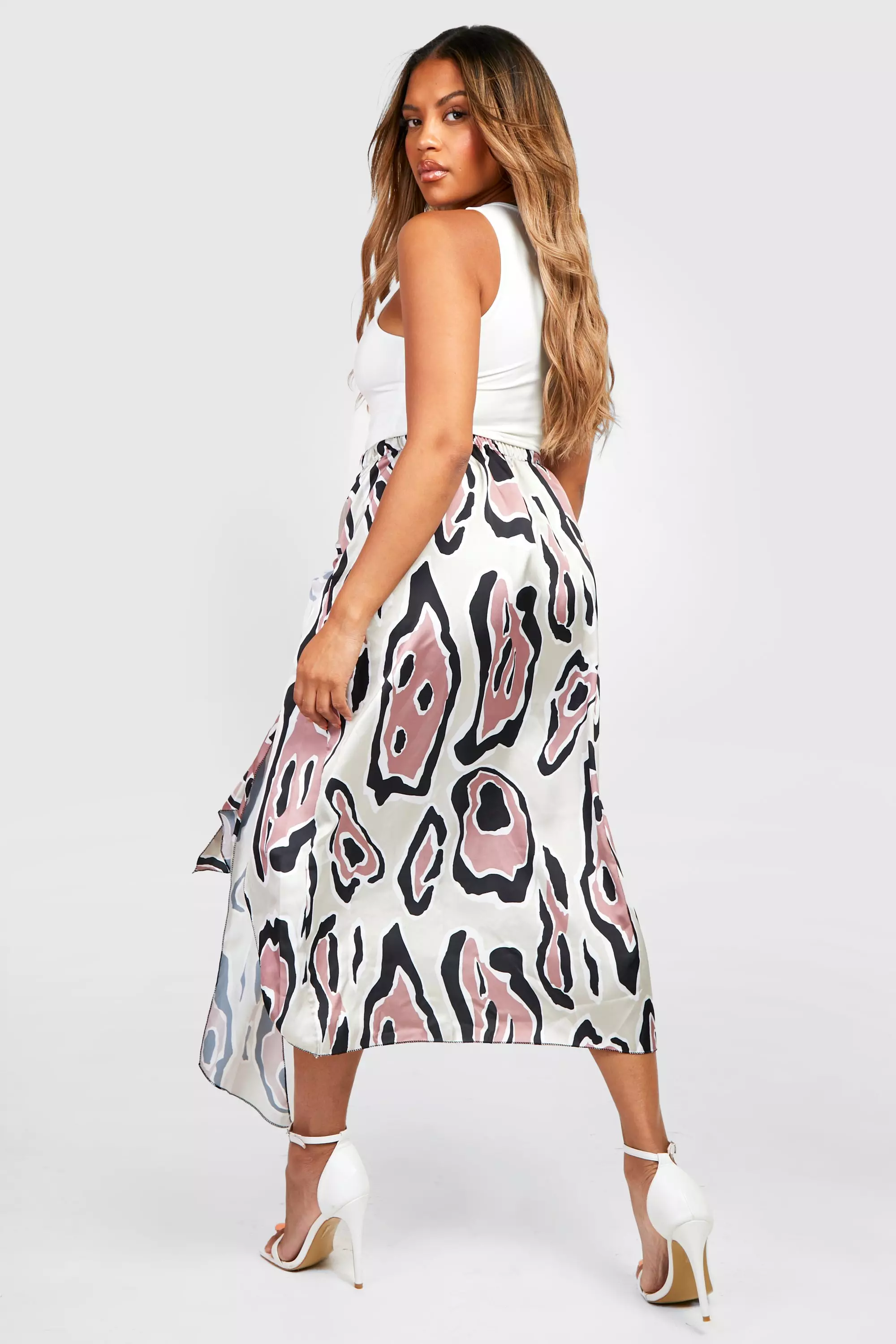 Leopard print hotsell midi skirt missguided