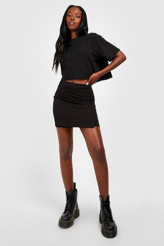 Basic Solid Black High Waisted Flippy Skirt