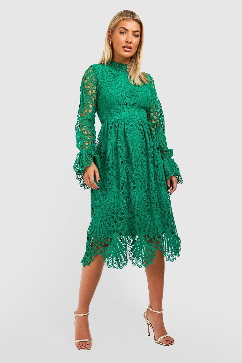 Boohoo green lace on sale dress