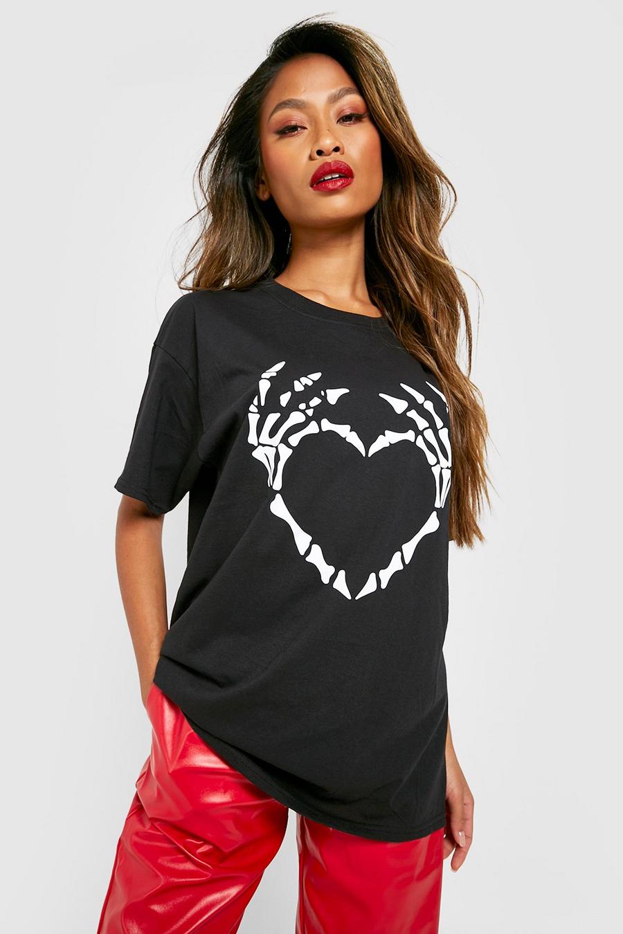 Black Skeleton Heart Halloween Printed Oversized T-shirt image number 1