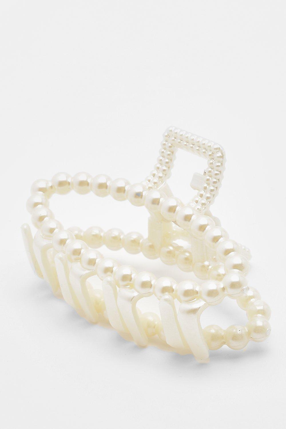 Curved Pearl Claw Clip