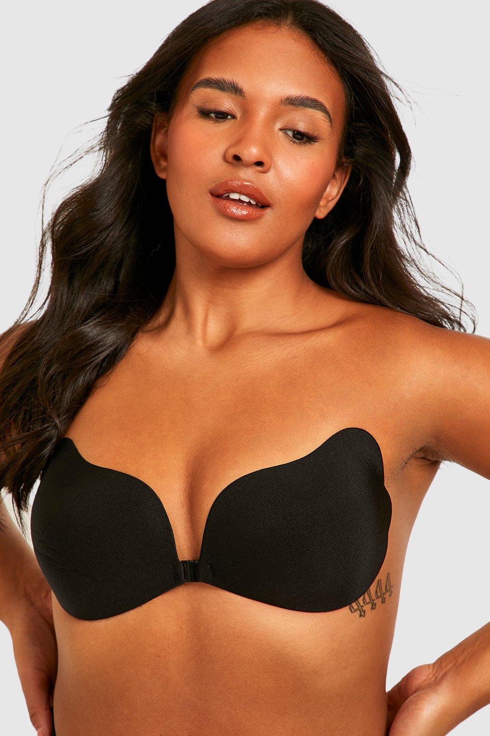 https://media.boohoo.com/i/boohoo/gzz35392_black_xl_1/female-black-plus-gel-back-invisible-bra