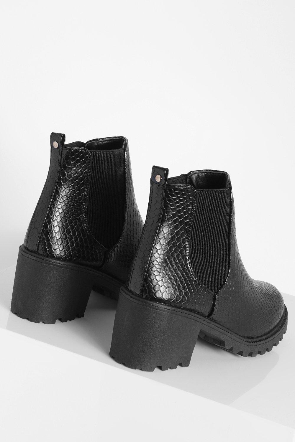 Boohoo hot sale snake boots