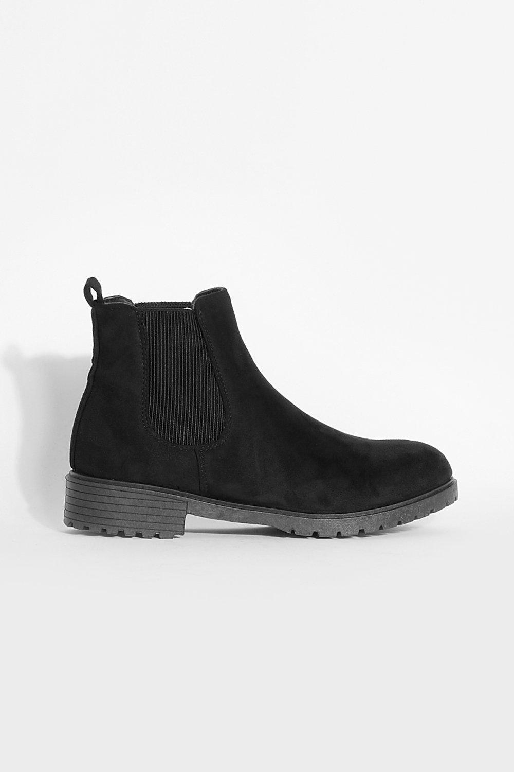 Boohoo flat shop chelsea boot