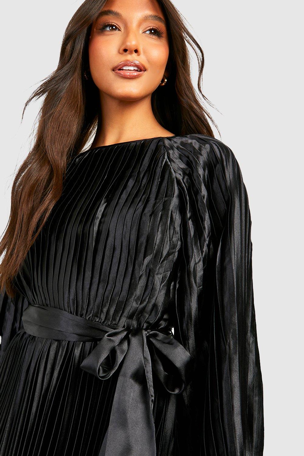 Robe mi longue satinee plissee