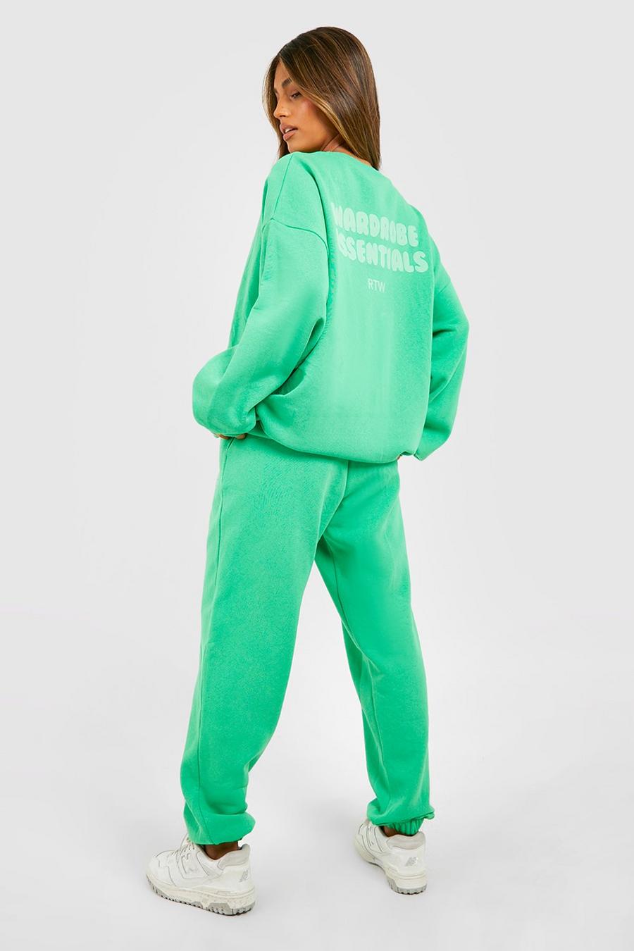 Green Wardrobe Essentials Sweater Tracksuit  image number 1