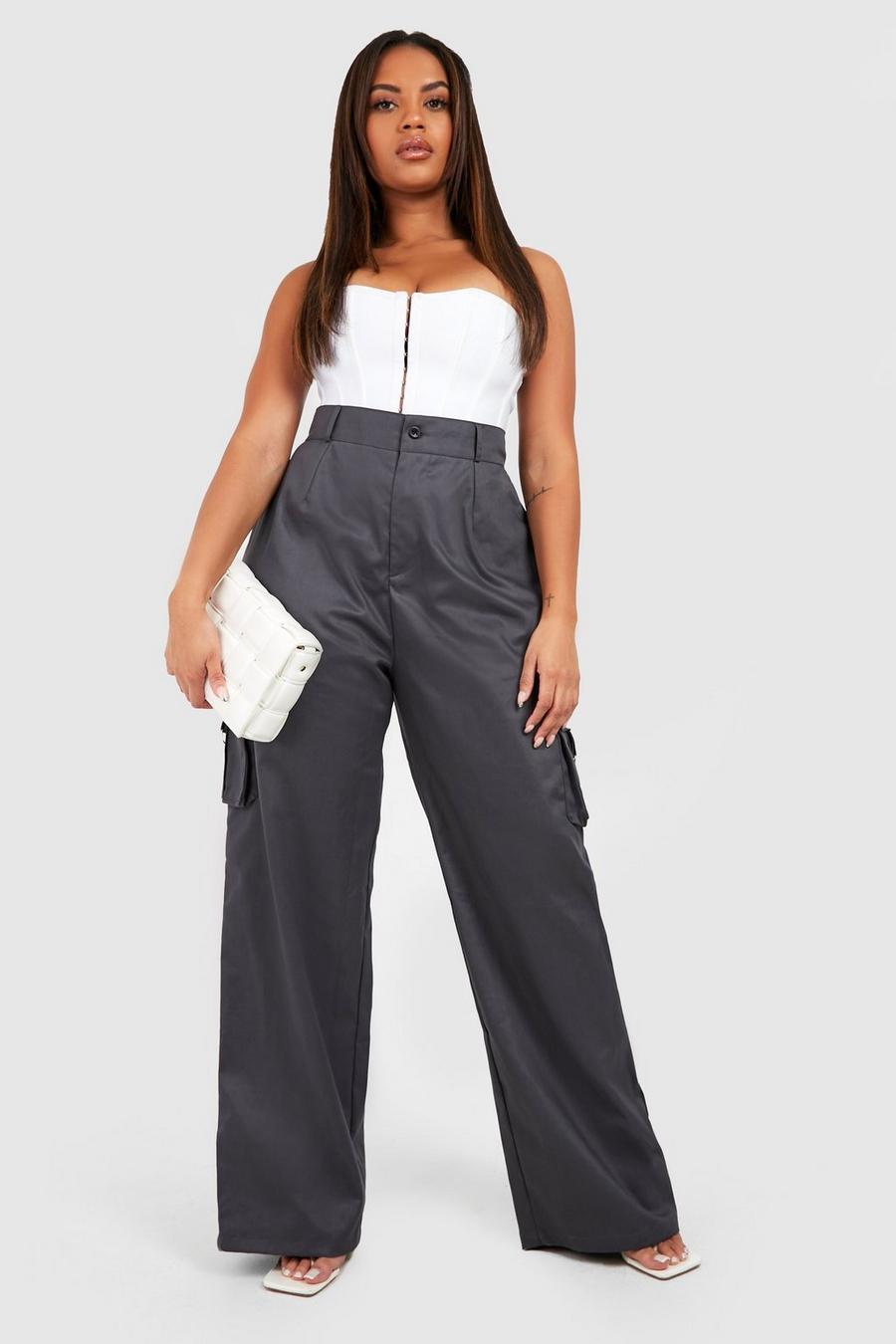 Pantaloni a gamba ampia Plus Size con tasche Cargo, Charcoal image number 1