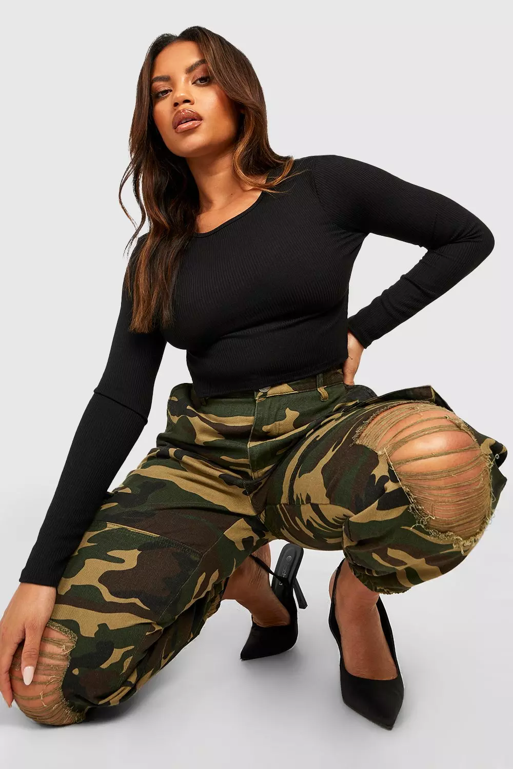 Ripped hot sale camo jeans