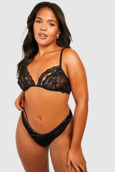 boohoo black Plus Lace Strapping Lingerie Set