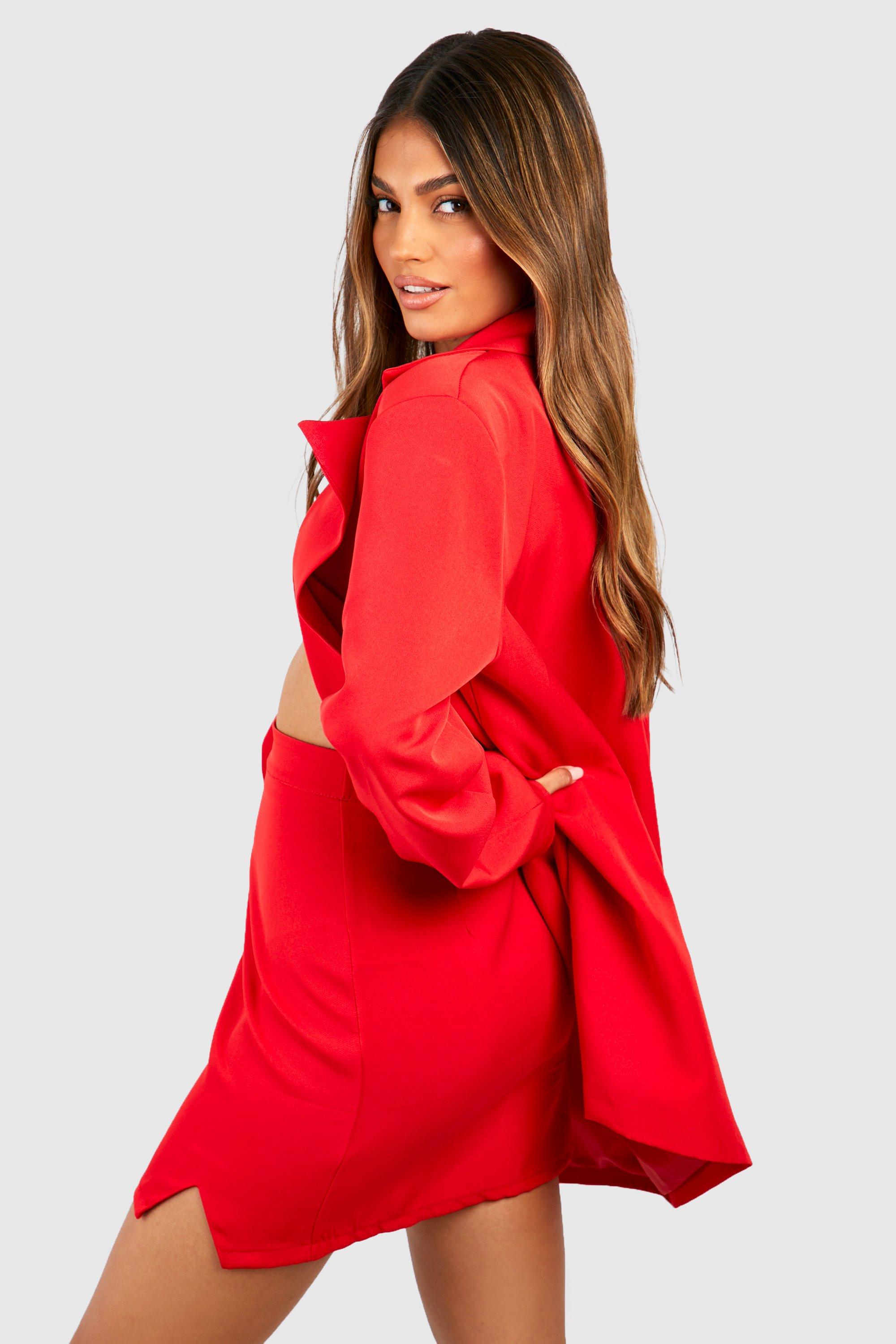 Split Front Tailored Mini Skirt boohoo IL