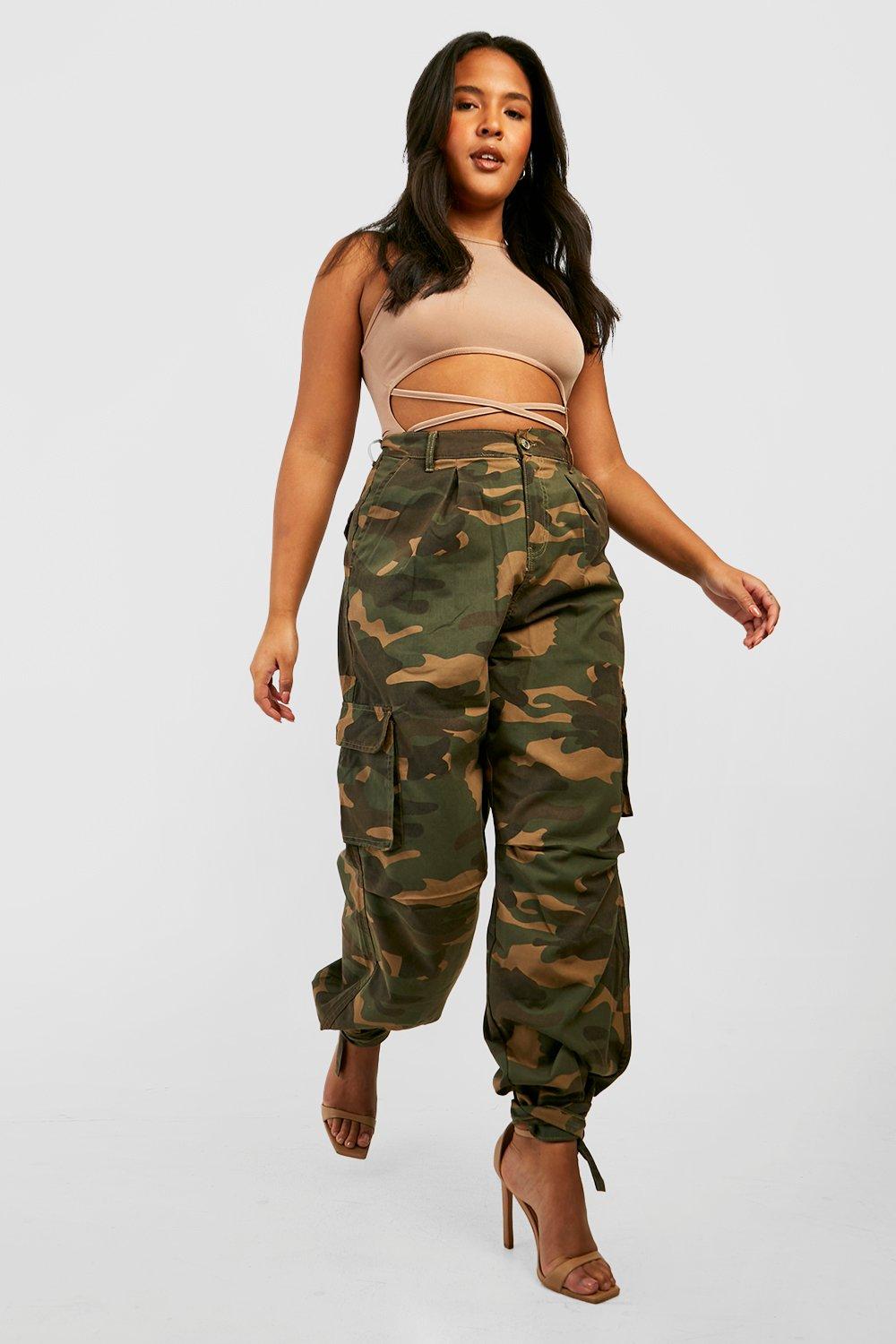 undervandsbåd sort fotografering Plus Dark Camo Tie Hem Baggy Cargo Pants | boohoo