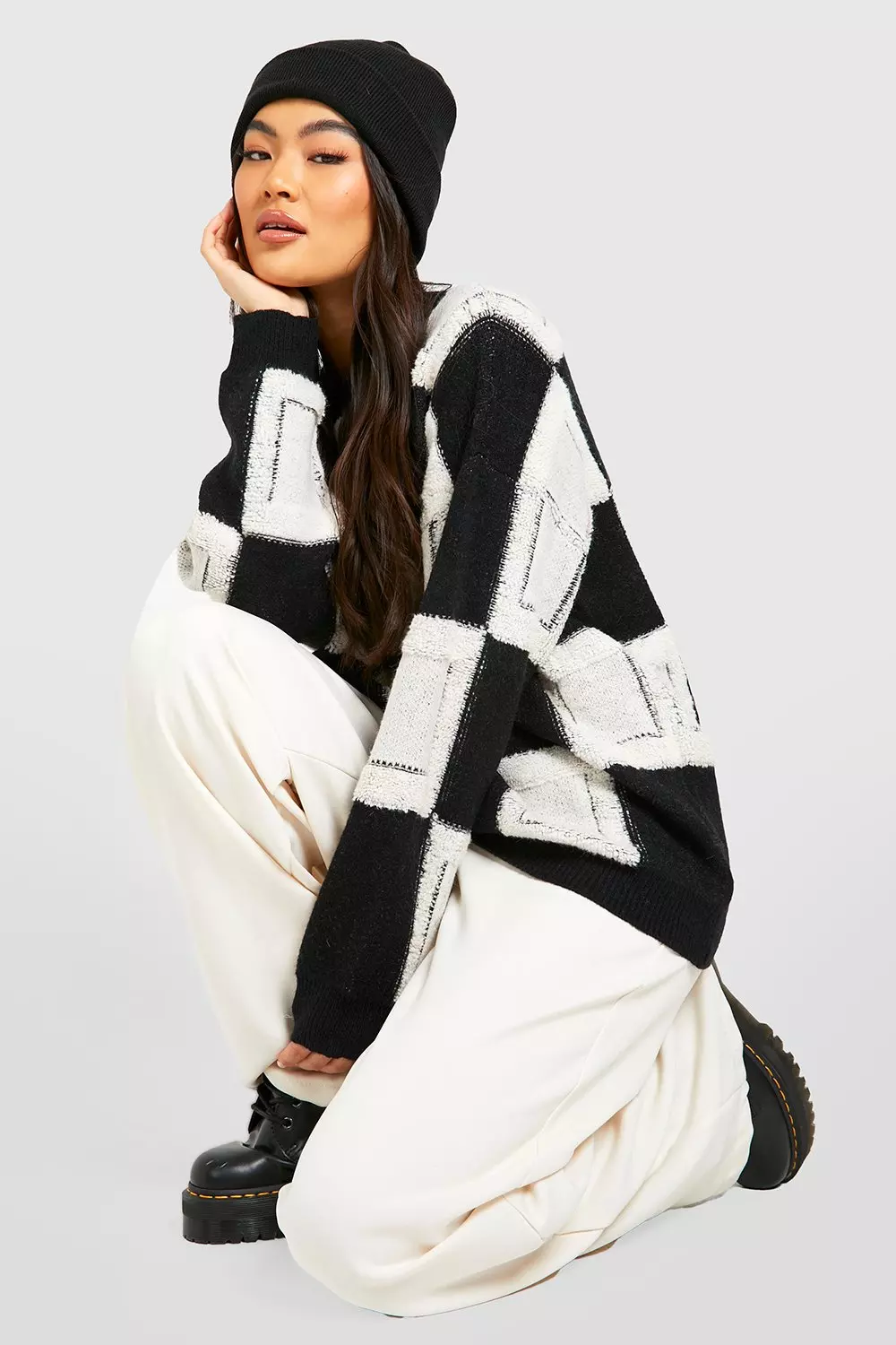Black Textured Check Oversized Jumper alternative image