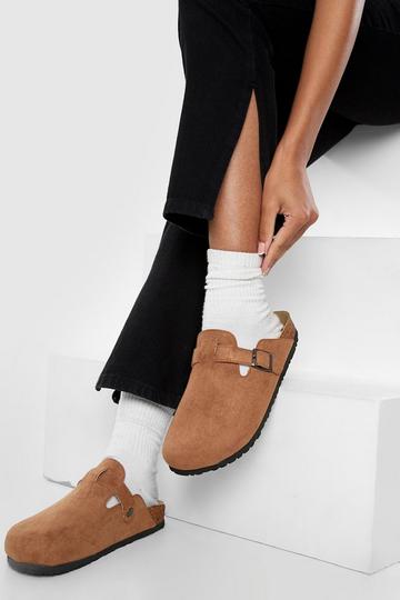 Closed Toe Clogs light tan