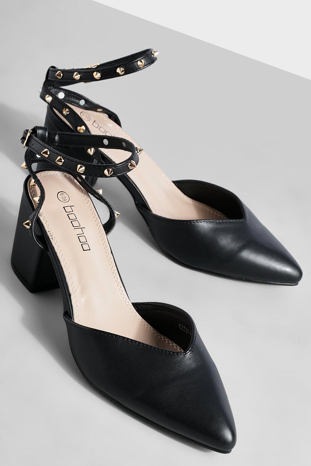 Pointed low block outlet heel