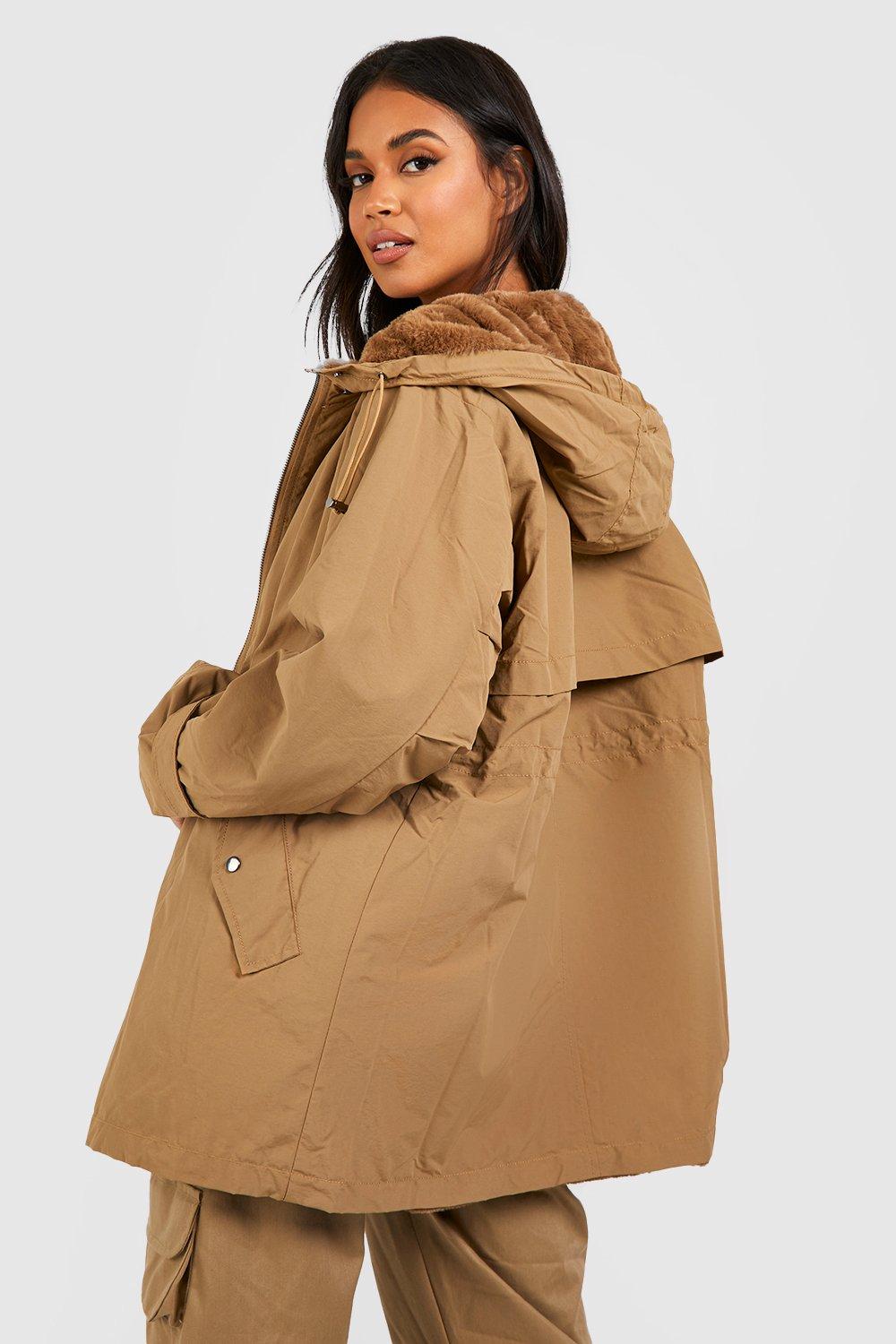 Parka reversible con forro de pelo sintetico boohoo ES