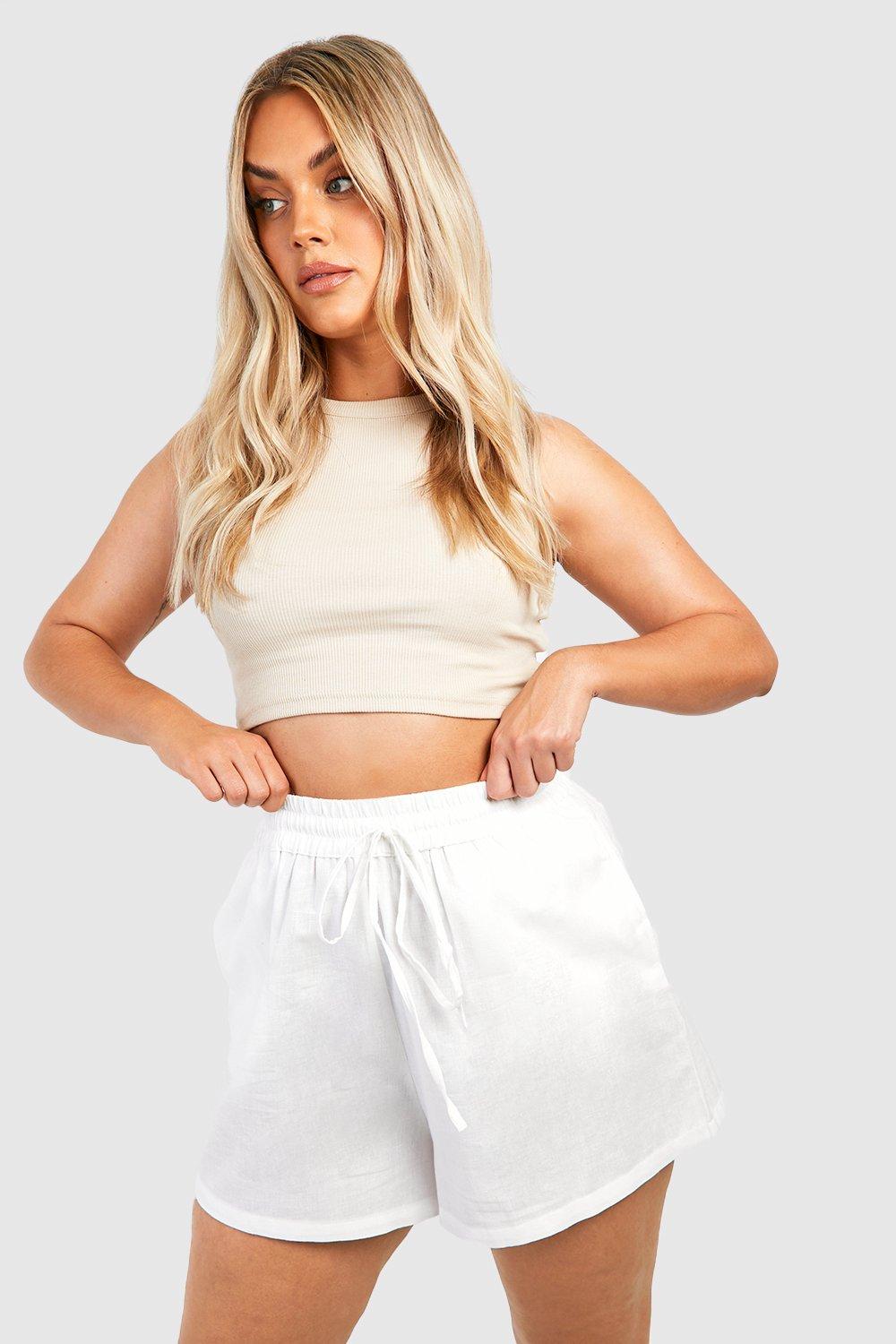 https://media.boohoo.com/i/boohoo/gzz38038_white_xl_2/female-white-plus-linen-flowy-shorts