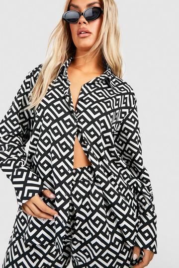 Plus Monochroom Geo Print Overhemd En Shorts Set black