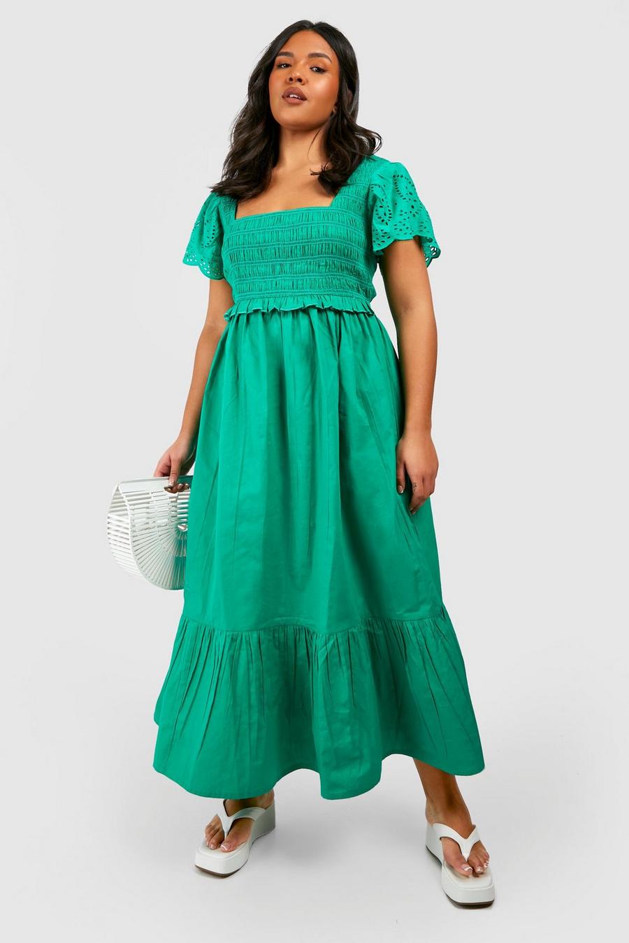 Green Plus Lång klänning med volangärm och broderie anglaise image number 1