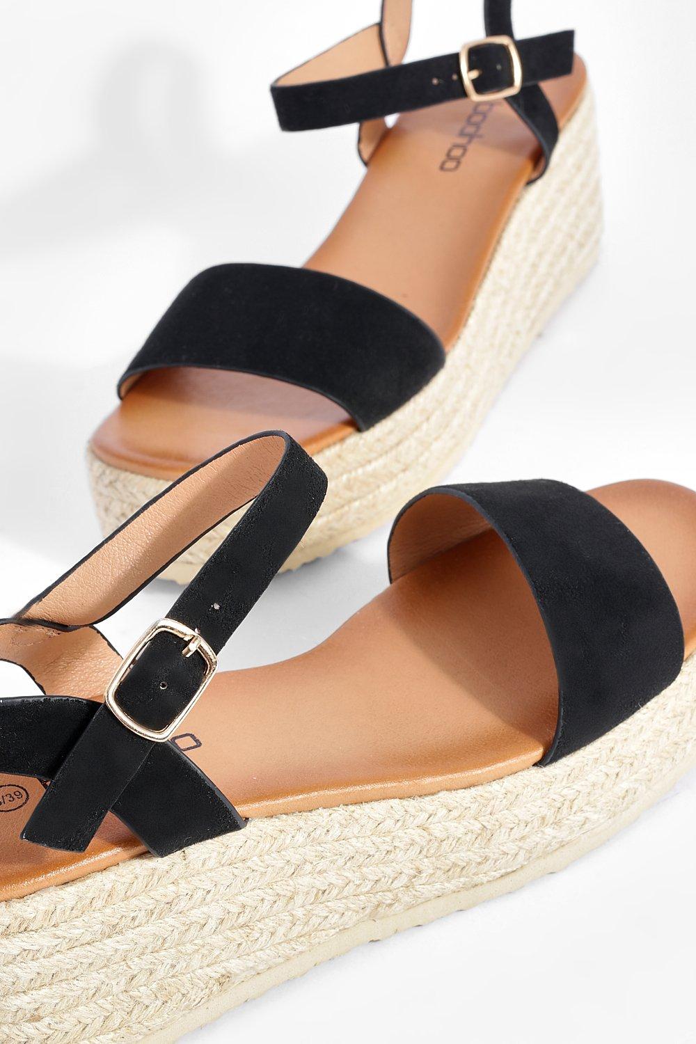 Boohoo discount black wedges