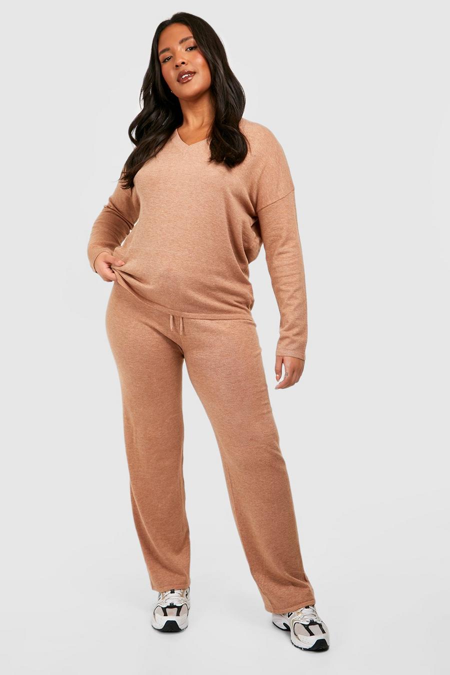 Camel beis Plus V Neck Knitted Co-ord