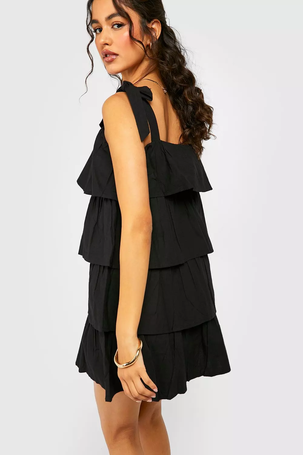 Boohoo tiered hotsell ruffle mini dress