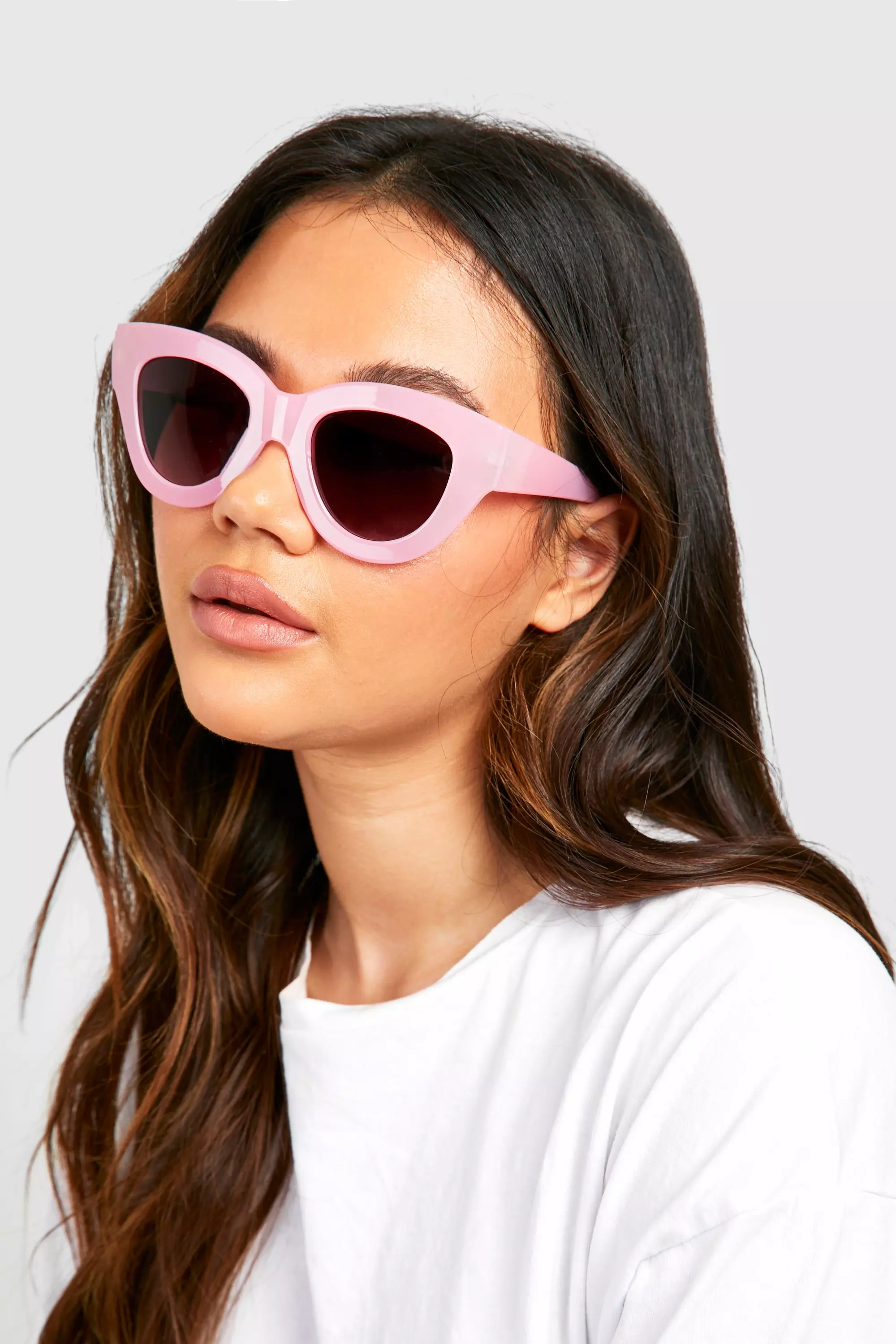 Light pink cat eye hot sale sunglasses