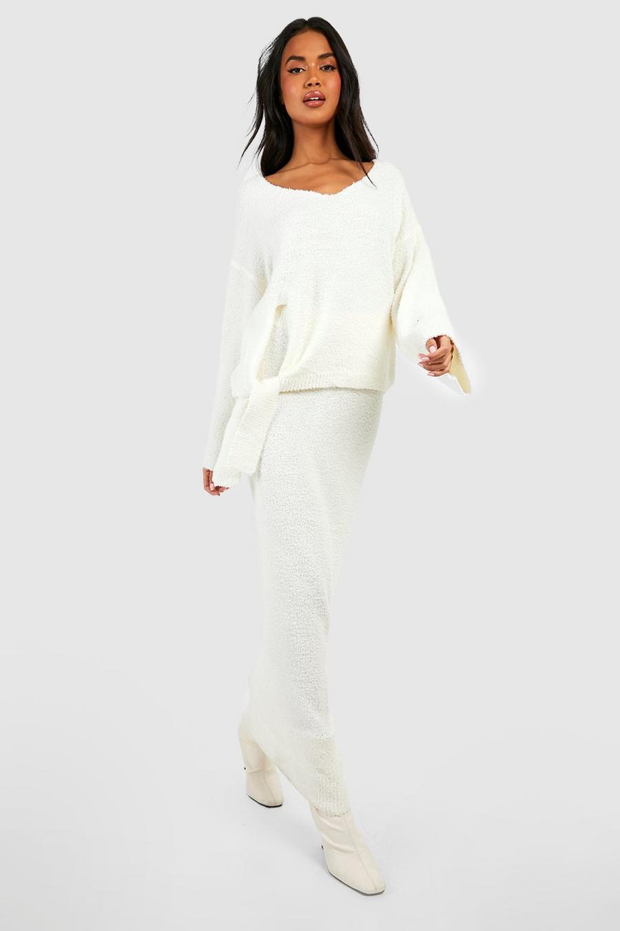 Conjunto coordinado Premium texturizado de falda maxi y jersey de punto holgado, Ivory blanco