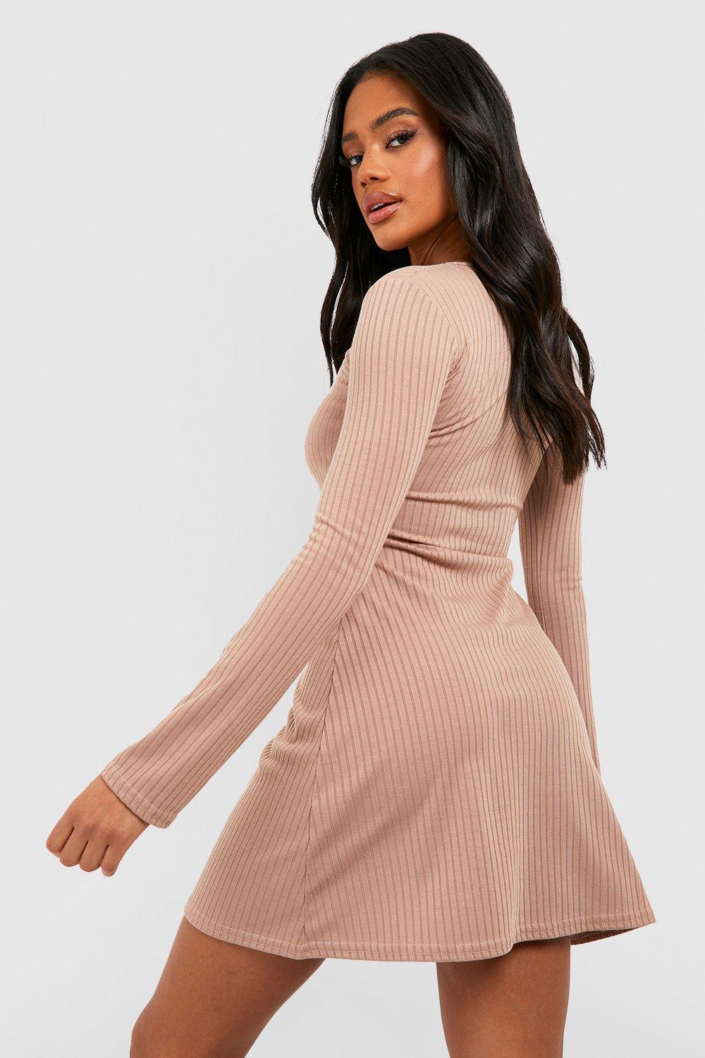 Boohoo fit store and flare dress