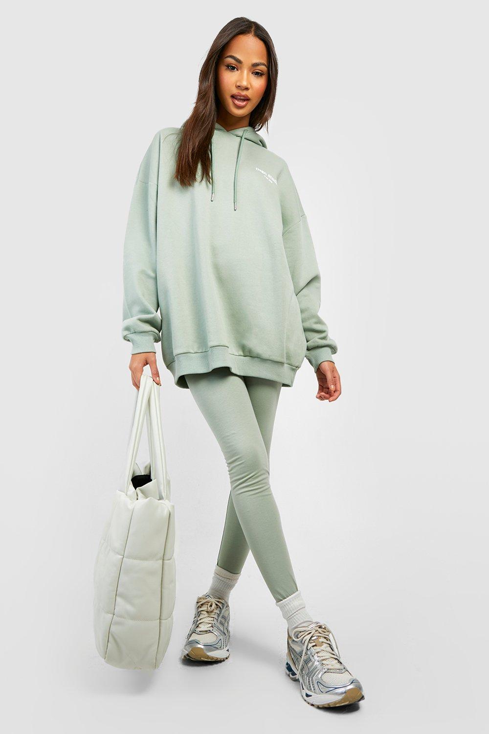 Conjunto de leggings y sudadera oversize con capucha y estampado