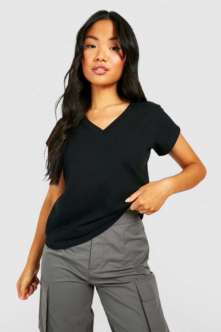 Camiseta Petite básica de algodón con escote de pico, Black image number 1