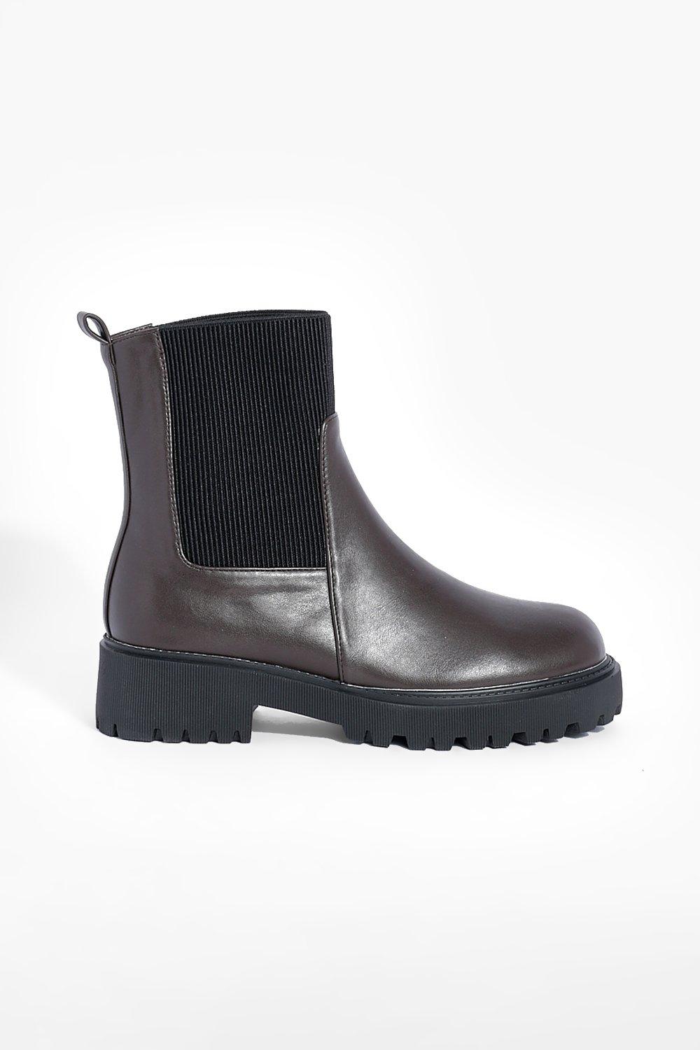 Stradivarius elastic side deals chelsea boot