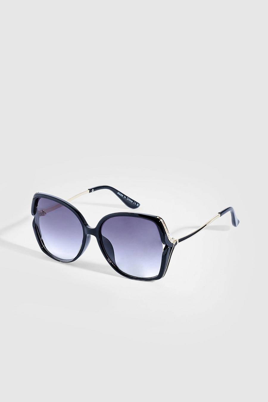 Sunglasses | Women's Sunglasses & Shades | boohoo USA