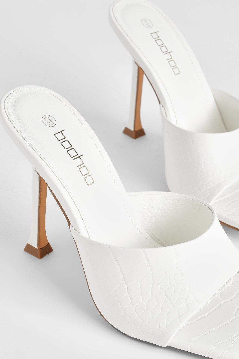 Boohoo hotsell white heels