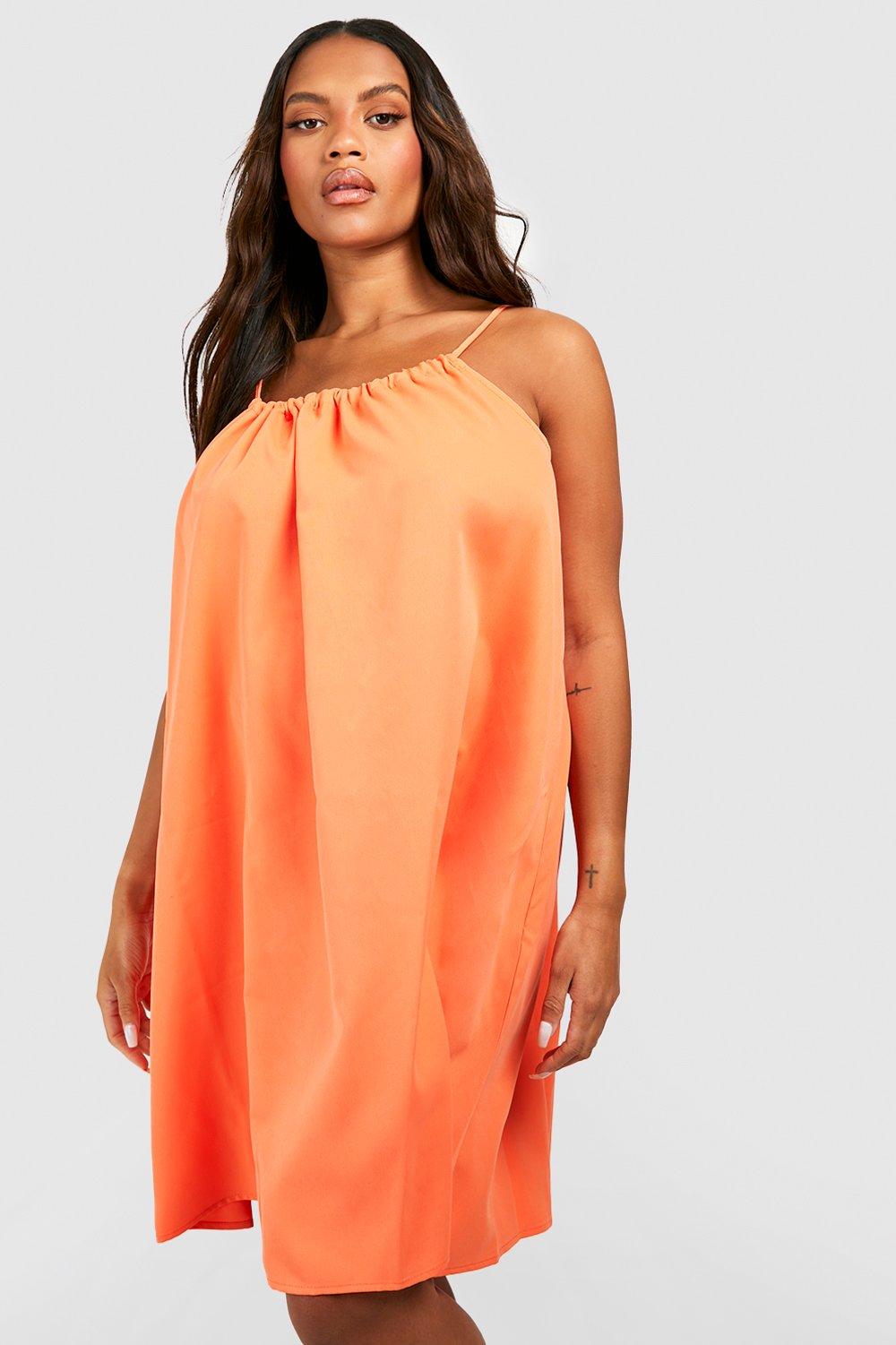 Grande taille Robe patineuse a bretelles fines boohoo FR