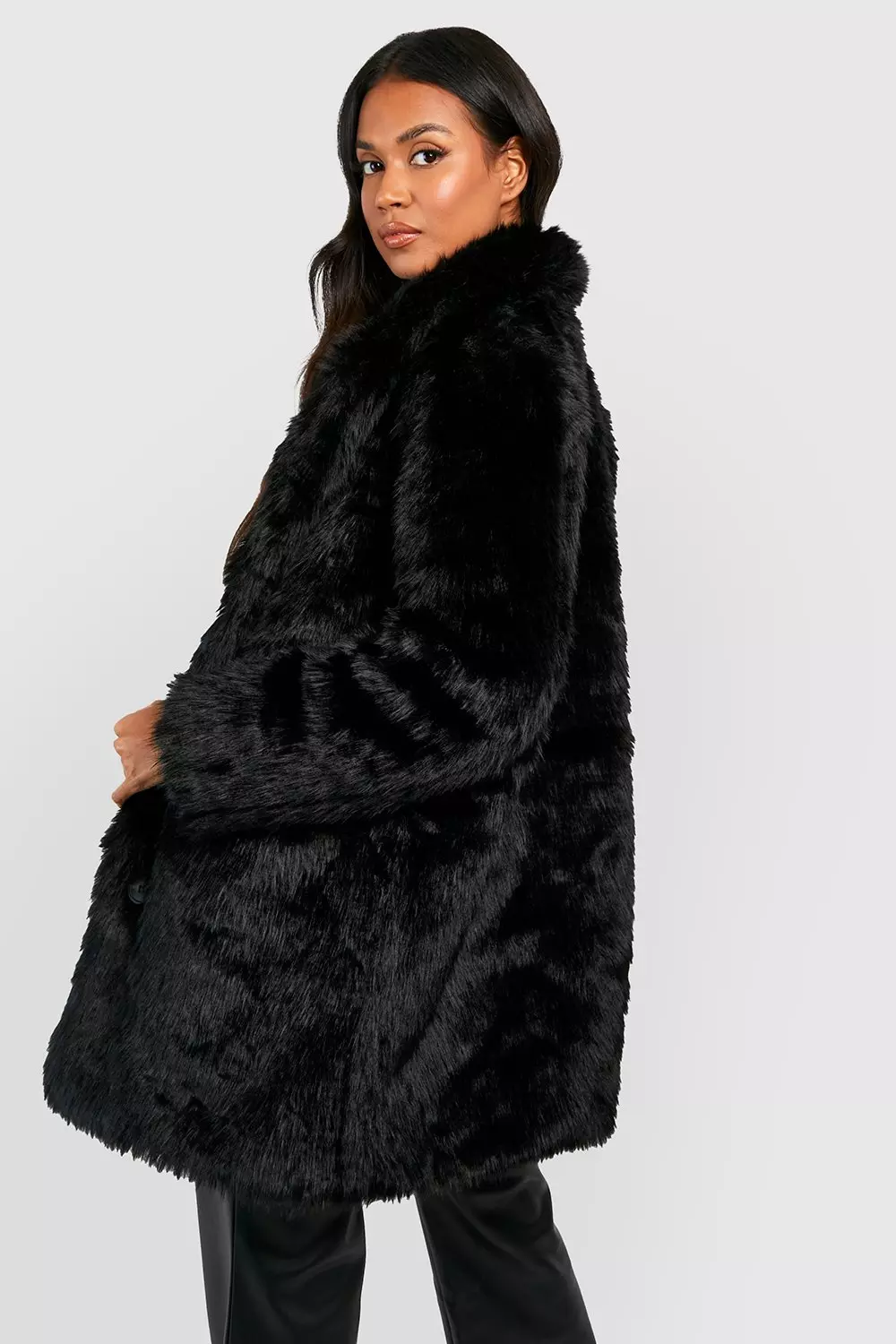 新品　FAUX FUR COAT ブラック Jet Black Chic Fox Fur Jacket with Satin Lining: FurSource.com