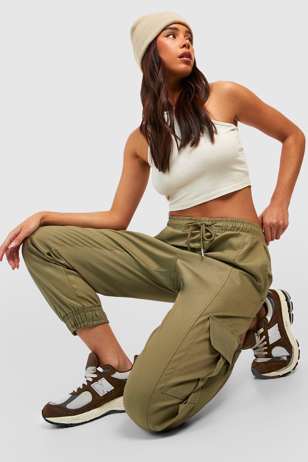 Petite Woven Front Seam Detail Cargo Jogger