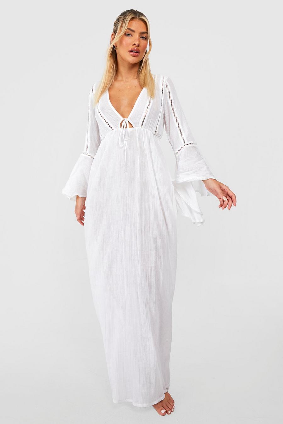White Lång strandklänning med volangärm och knytdetalj image number 1