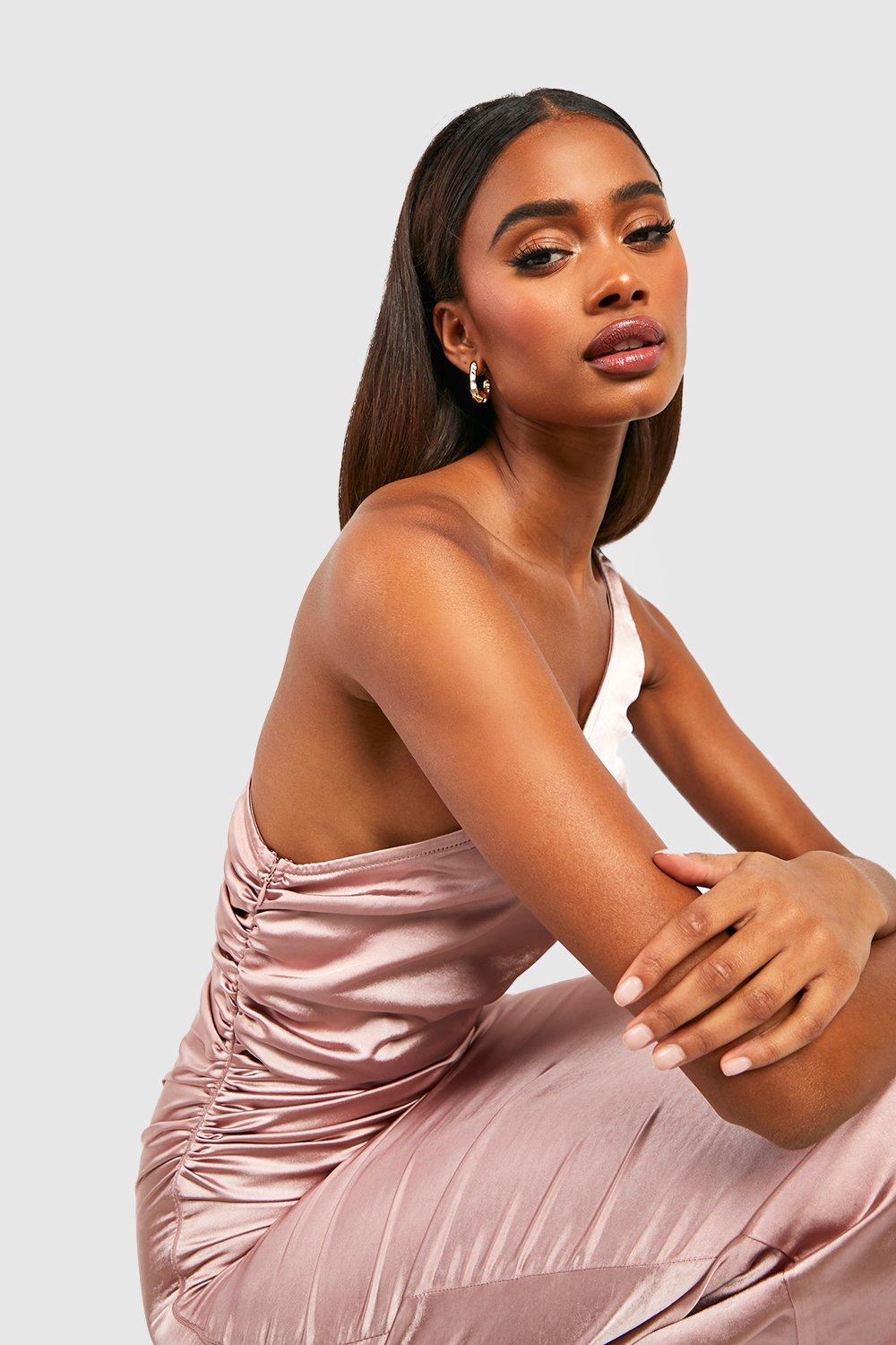 Women s Bridesmaid Satin One Shoulder Ruched Maxi Dress Boohoo UK