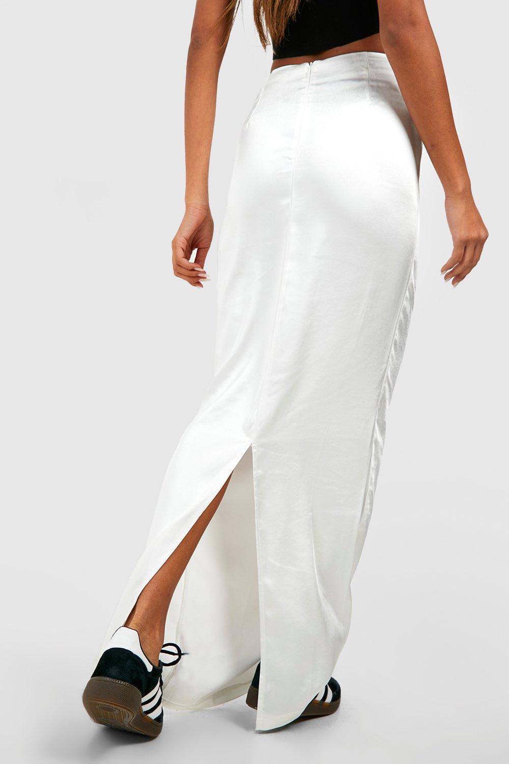 Boohoo white shop satin skirt