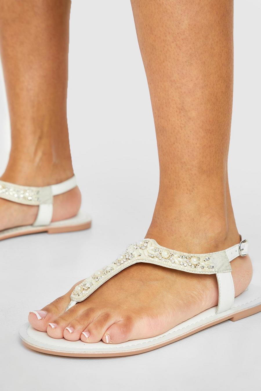 Cream white Leather Toe Post Pearl Embellished Sandals