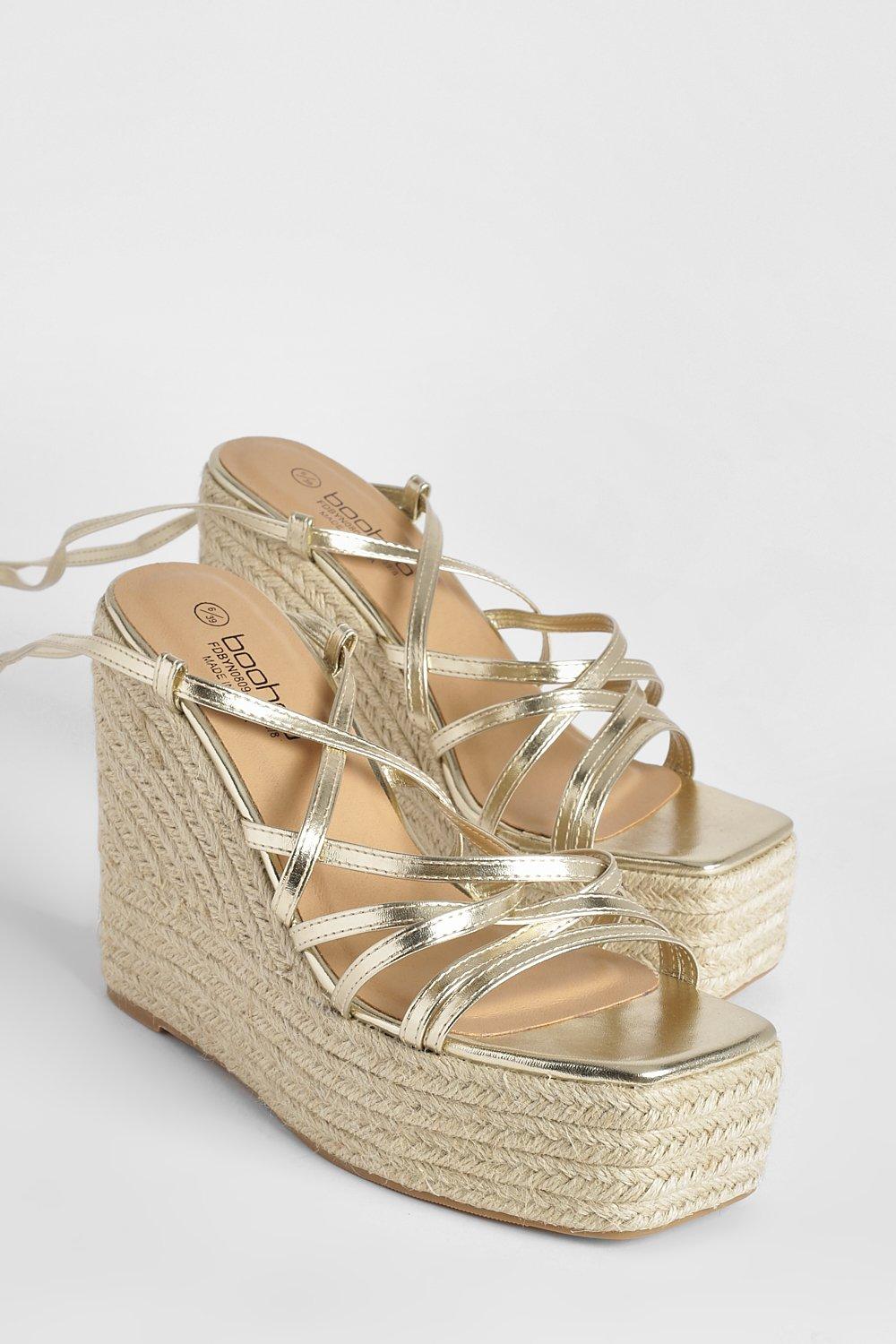 Gold hot sale wedges boohoo