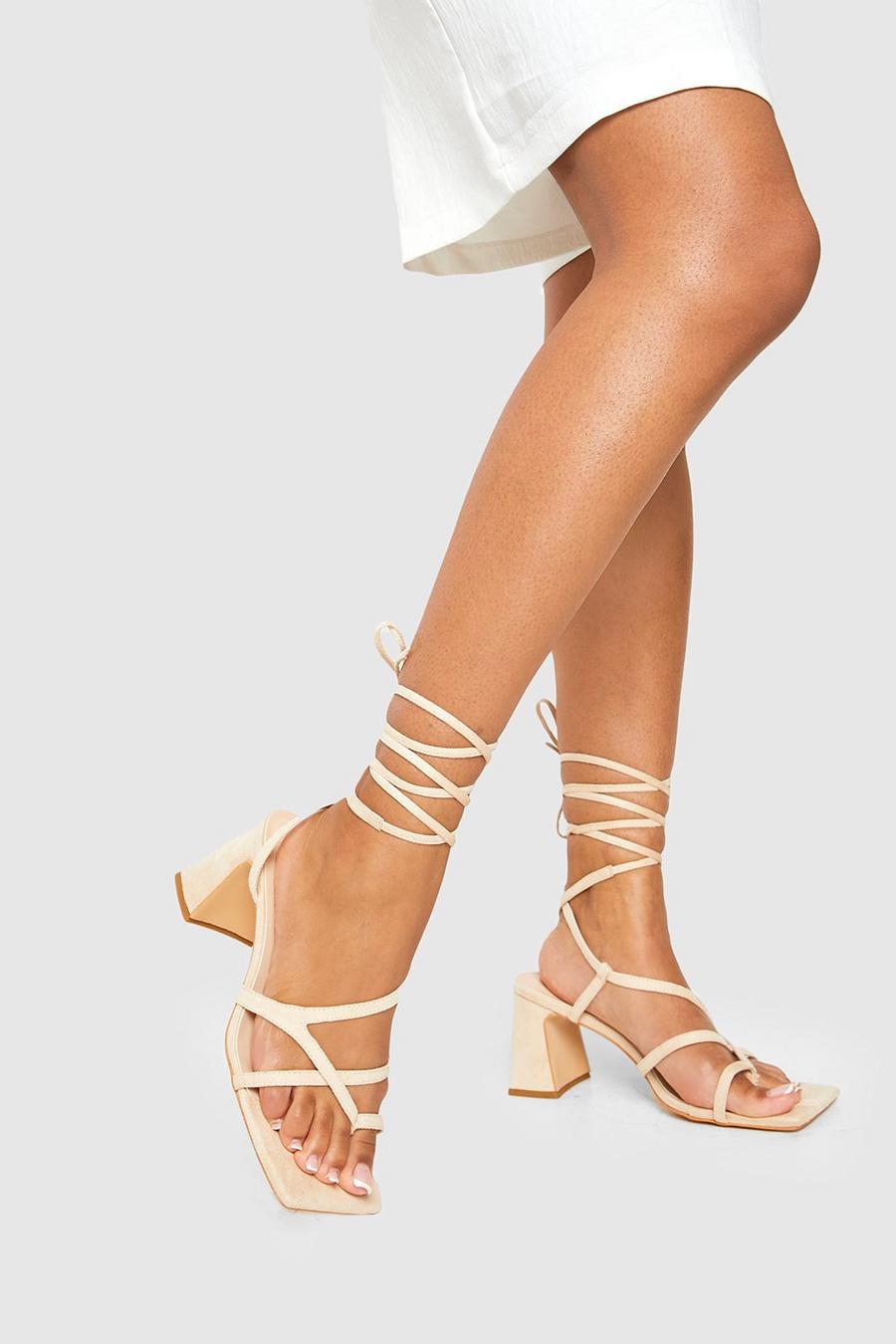 Cream Strappy Toe Post Detail Low Block Heels image number 1