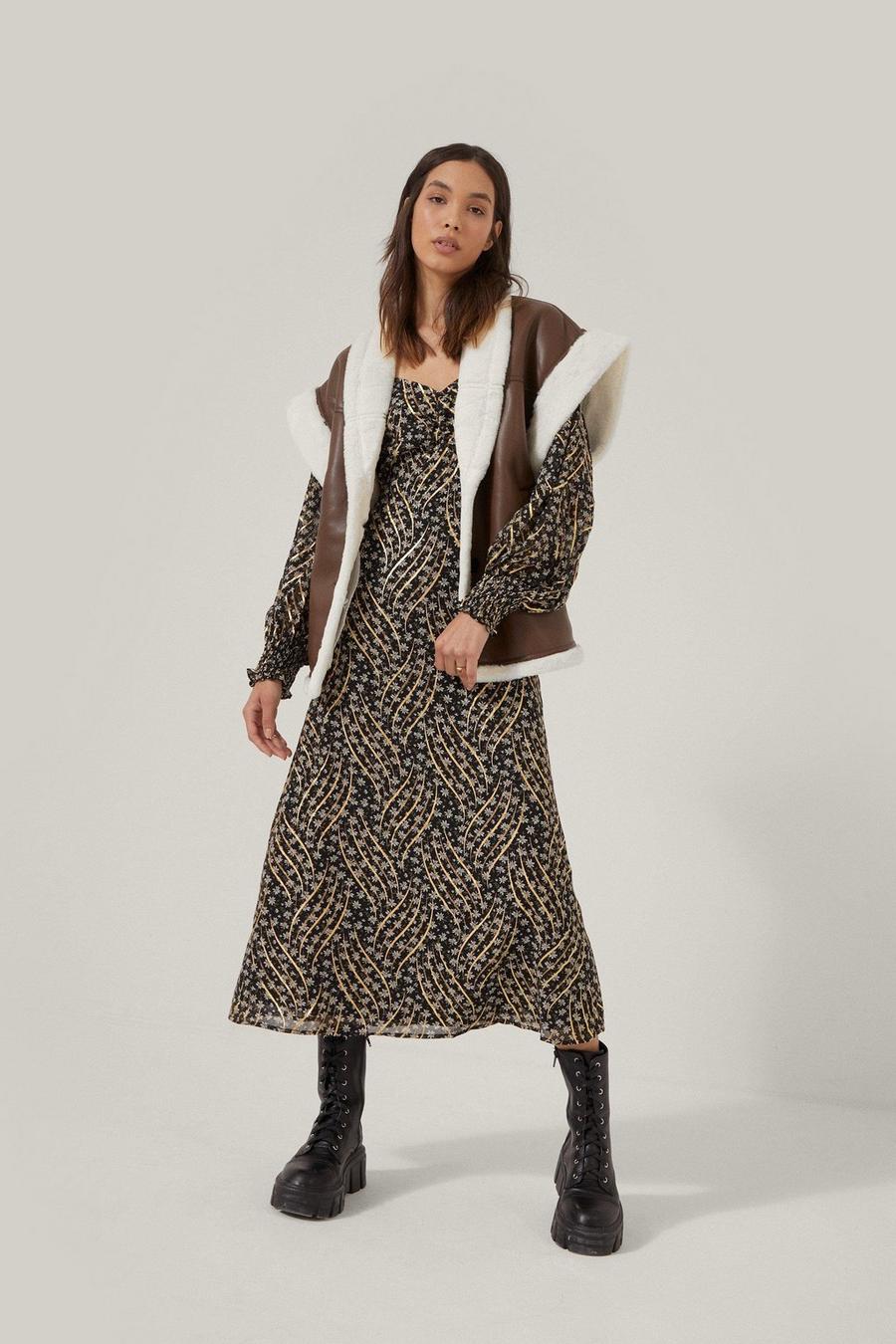 Ruched Front Blouson Sleeve Printed Midi Dress | boohoo USA Ruched Front Blouson Sleeve Printed Midi Dress | boohoo USA