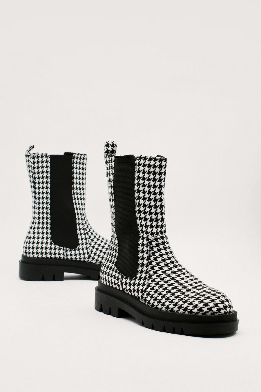 Black_white Houndstooth Chunky High Ankle Chelsea Boots