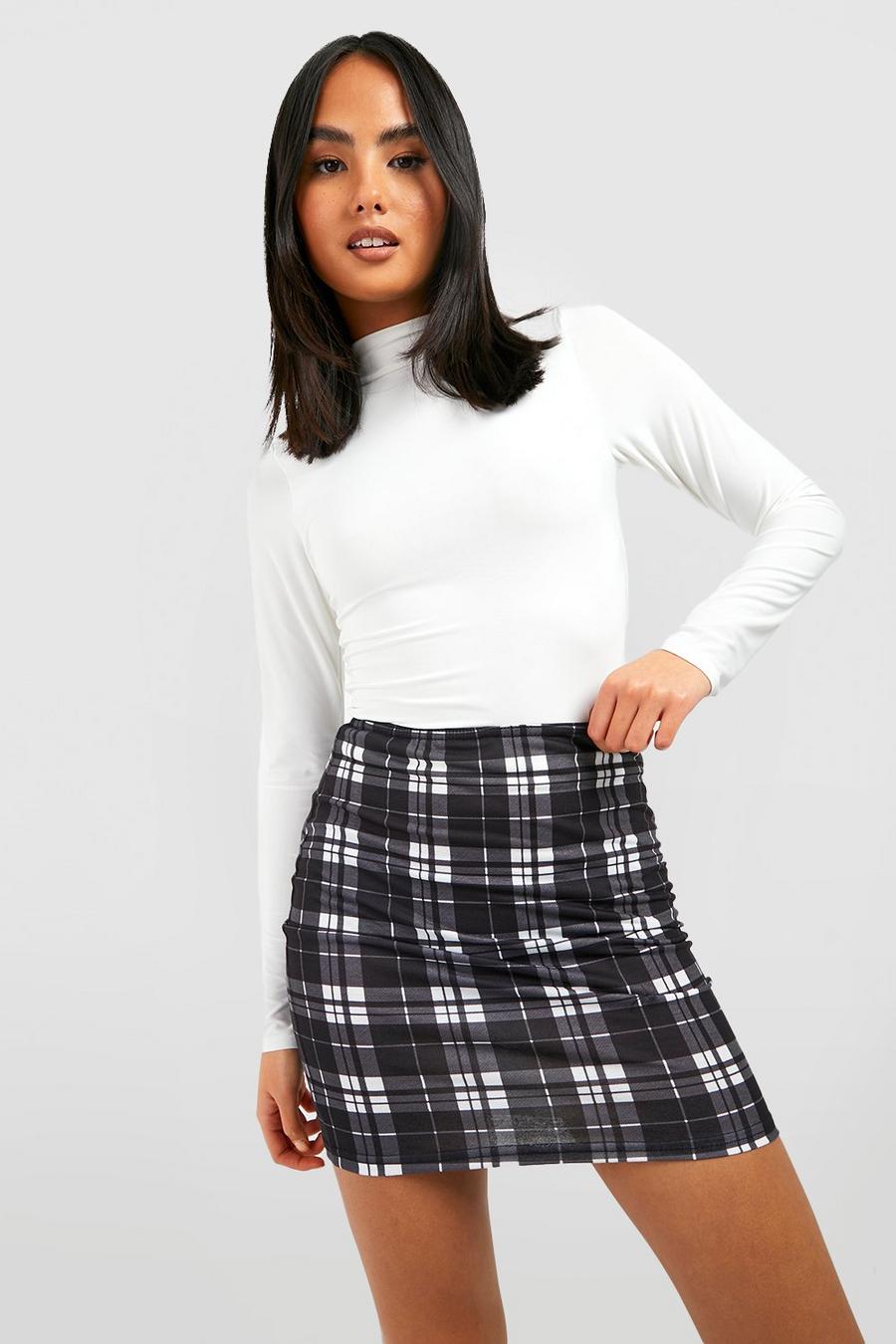 Mini-jupe taille haute à carreaux, Black image number 1