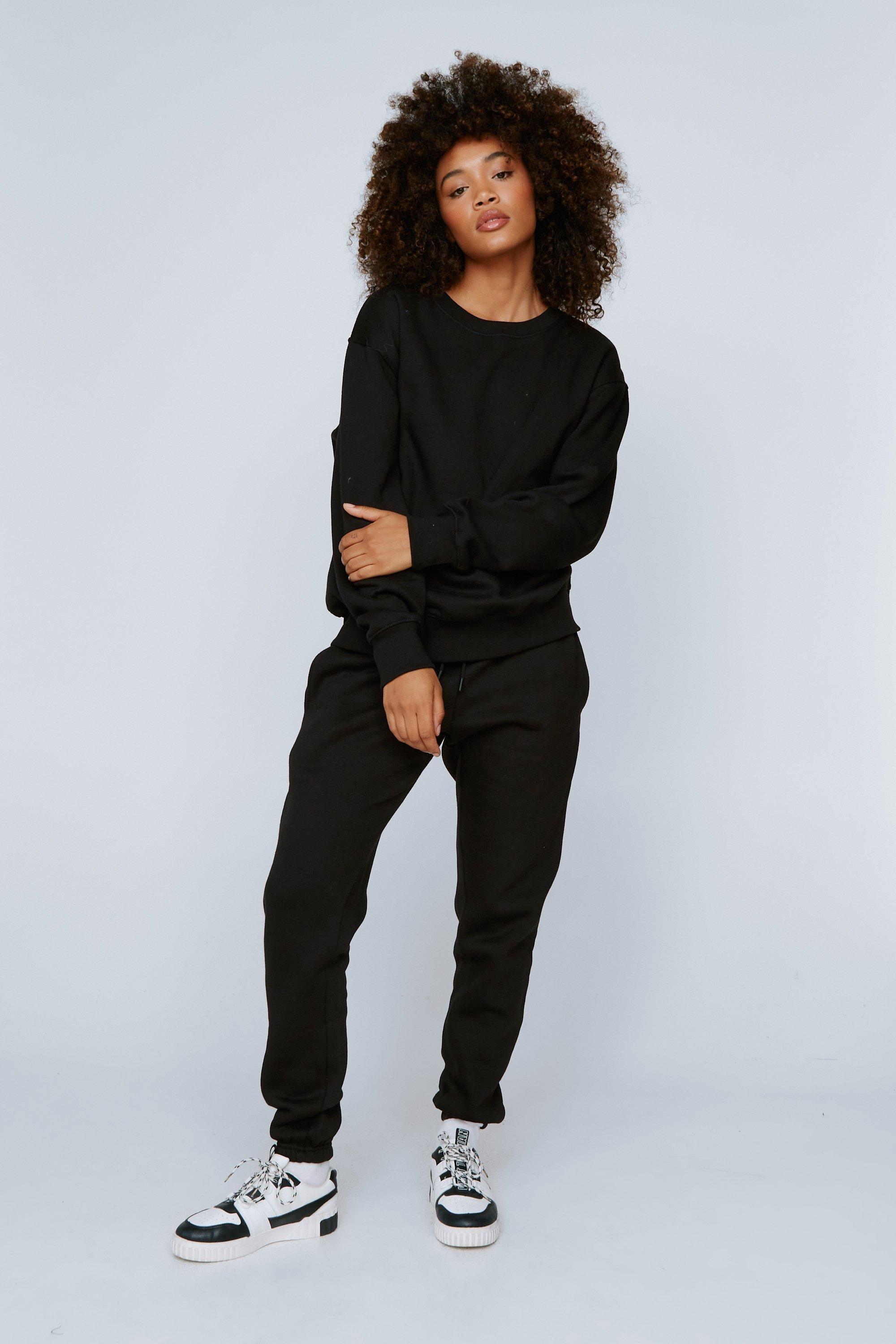 Women s Relaxed Sweatpants And Sweatshirt Lounge Set Boohoo UK